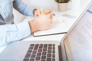 El otorgamiento de cr&eacute;dito es un proceso en el que no solamente el solicitante requiere protegerse, sino tambi&eacute;n el acreedor, conoce c&oacute;mo puede hacerlo.